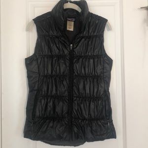 Black Patagonia Lightweight Puffer Vest